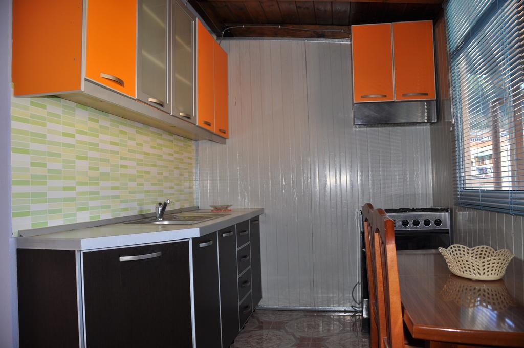 Apartment Donend Berati Exterior foto